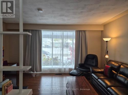 557 Glen Manor Boulevard, Waterloo, ON - Indoor