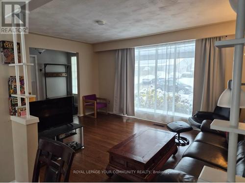 557 Glen Manor Boulevard, Waterloo, ON - Indoor