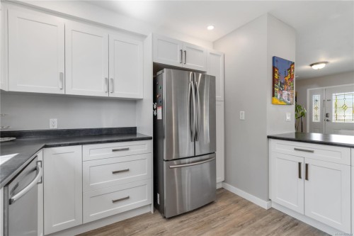 2255 Henry Ave, Sidney, BC 