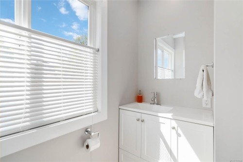 2255 Henry Ave, Sidney, BC 