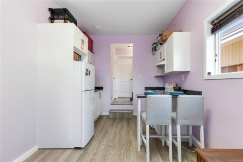 2255 Henry Ave, Sidney, BC 