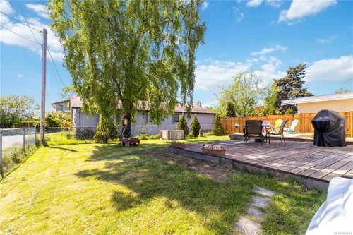 2255 Henry Ave, Sidney, BC 