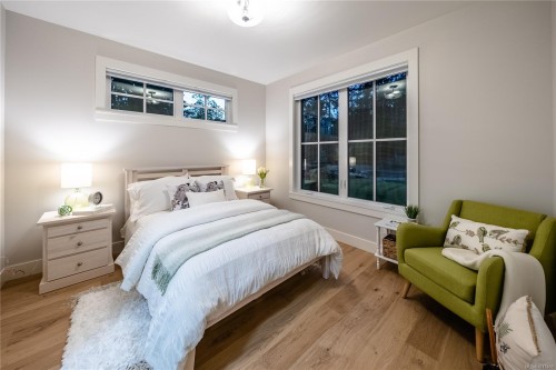 530 Hole-In-One Dr, Qualicum Beach, BC 