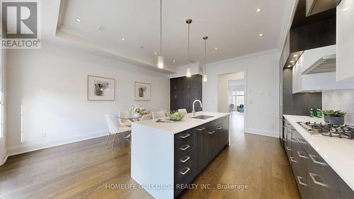 2466B Bayview Avenue, Toronto, ON - Indoor Photo Showing Kitchen With Upgraded Kitchen