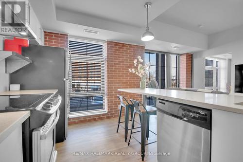 Workstation/island with seating - 208 - 555 Anand Private, Ottawa, ON - Indoor Photo Showing Kitchen