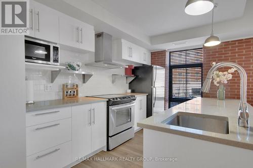 Quartz counters - 208 - 555 Anand Private, Ottawa, ON - Indoor Photo Showing Kitchen