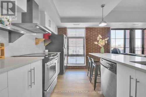 Stainless steel appliances - 208 - 555 Anand Private, Ottawa, ON - Indoor Photo Showing Kitchen With Upgraded Kitchen
