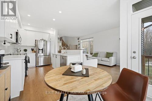 641 Putney Crescent, Ottawa, ON - Indoor