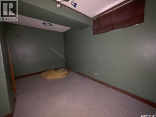 409 2Nd Avenue Ne, Swift Current, SK - Indoor Photo Showing Other Room