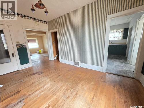 409 2Nd Avenue Ne, Swift Current, SK - Indoor Photo Showing Other Room