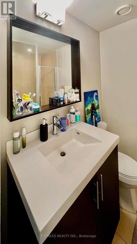 409 - 560 Front Street W, Toronto, ON - Indoor Photo Showing Bathroom