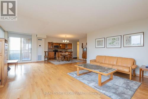 #1006 - 205 Wynford Drive, Toronto, ON - Indoor Photo Showing Living Room