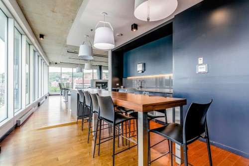 Salle communautaire - 907-1414 Rue Chomedey, Montréal (Ville-Marie), QC - Indoor Photo Showing Dining Room