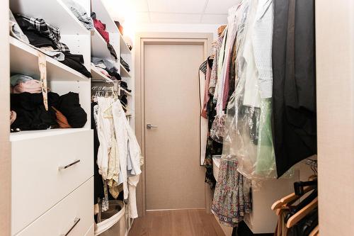 Walk-in closet - 428A-1400 Rue Ottawa, Montréal (Le Sud-Ouest), QC - Indoor With Storage