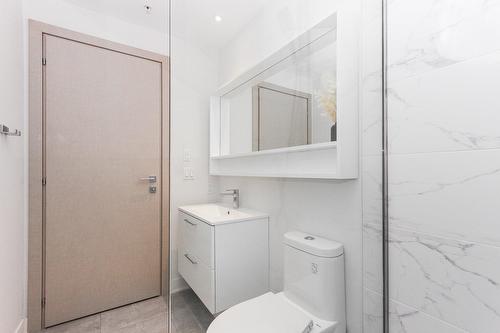 Ensuite bathroom - 428A-1400 Rue Ottawa, Montréal (Le Sud-Ouest), QC - Indoor Photo Showing Bathroom