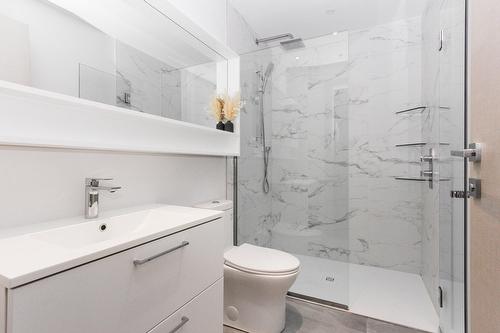 Ensuite bathroom - 428A-1400 Rue Ottawa, Montréal (Le Sud-Ouest), QC - Indoor Photo Showing Bathroom