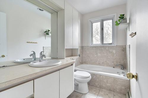 Bathroom - 1671  - 1675 Rue Pépin, Québec (Les Rivières), QC - Indoor Photo Showing Bathroom