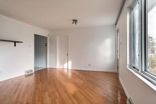 Living room - 1671  - 1675 Rue Pépin, Québec (Les Rivières), QC - Indoor Photo Showing Other Room