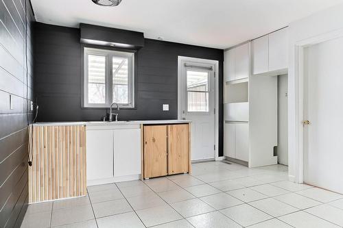 Kitchen - 1671  - 1675 Rue Pépin, Québec (Les Rivières), QC - Indoor Photo Showing Laundry Room
