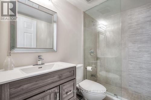 721 - 75 Weldrick Road E, Richmond Hill, ON - Indoor Photo Showing Bathroom