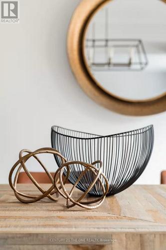 721 - 75 Weldrick Road E, Richmond Hill, ON - Indoor Photo Showing Other Room