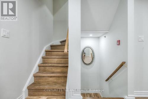 721 - 75 Weldrick Road E, Richmond Hill, ON - Indoor Photo Showing Other Room