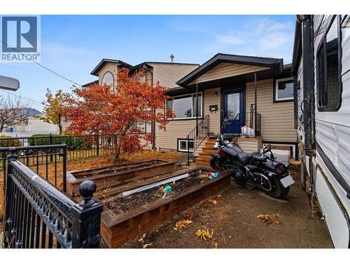 1153 Lethbridge Avenue  Kamloops, BC V2B 1Y3