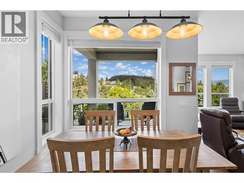 2331 Tallus Ridge Drive Unit# 9, West Kelowna, BC - Indoor Photo Showing Dining Room