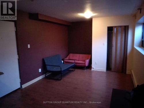 5 - 25A Milton Street, Toronto, ON - Indoor Photo Showing Other Room