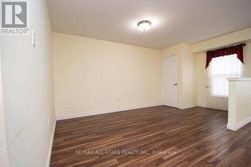 106 - 8 Huron Street, Kawartha Lakes (Lindsay), ON - Indoor Photo Showing Other Room