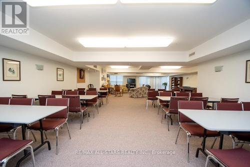 106 - 8 Huron Street, Kawartha Lakes (Lindsay), ON - Indoor Photo Showing Dining Room