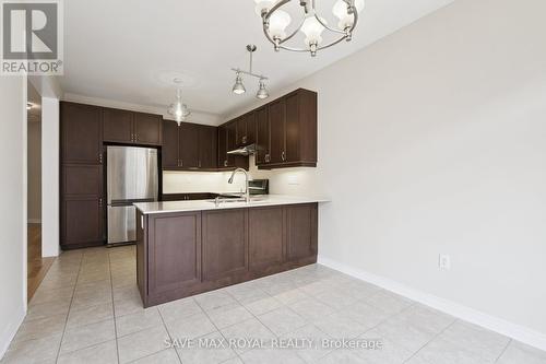 17 Fann Drive, Brampton, ON - Indoor Photo Showing Kitchen
