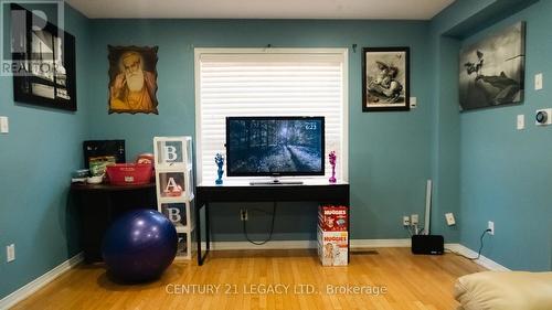 25 Revelstoke Place, Brampton, ON - Indoor