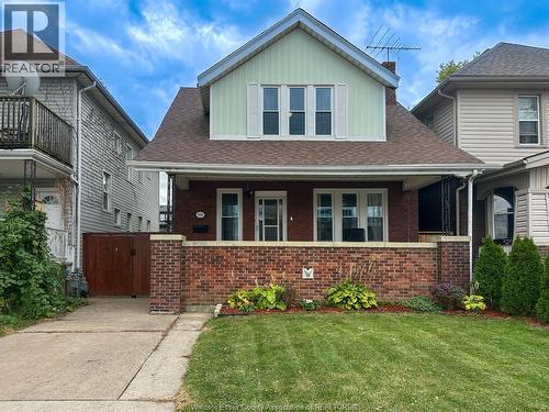 909 PELISSIER  Windsor, ON N9A 4L6