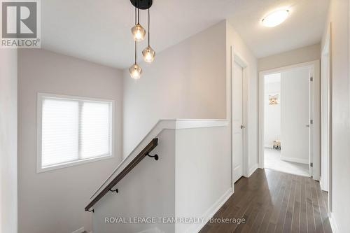 3040 Travertine Way, Ottawa, ON - Indoor Photo Showing Other Room