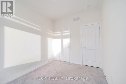1033 Pisces Trail, Pickering, ON - Indoor Photo Showing Other Room