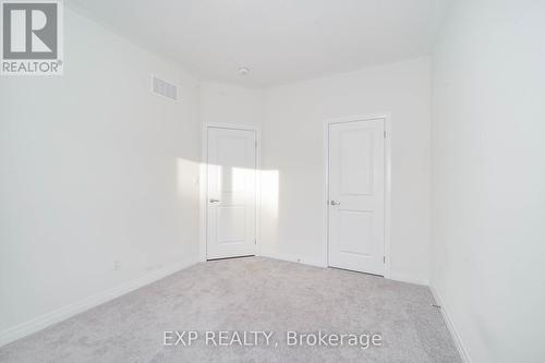 1033 Pisces Trail, Pickering, ON - Indoor Photo Showing Other Room