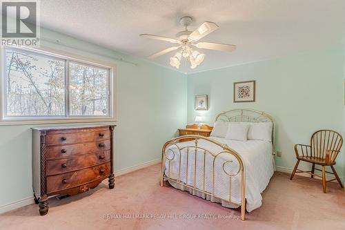 465 Ferndale Drive N, Barrie, ON - Indoor Photo Showing Bedroom