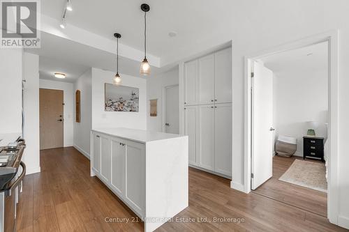 301 - 150 Sabina Drive, Oakville (Go Glenorchy), ON - Indoor