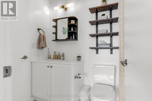 301 - 150 Sabina Drive, Oakville (Go Glenorchy), ON - 