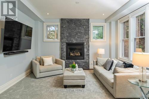 149 Fruitland Avenue, Burlington, ON - Indoor Photo Showing Living Room With Fireplace