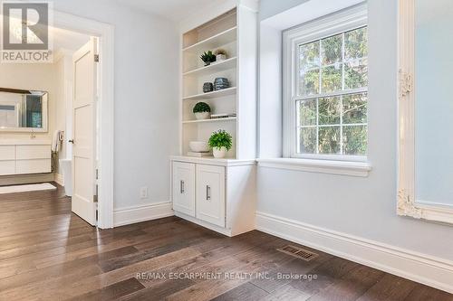 149 Fruitland Avenue, Burlington, ON - Indoor Photo Showing Other Room