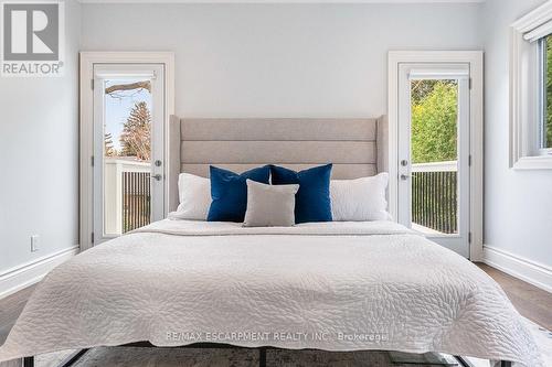 149 Fruitland Avenue, Burlington, ON - Indoor Photo Showing Bedroom