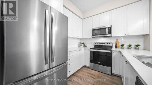 304 - 610 Farmstead Drive, Milton, ON - Indoor Photo Showing Kitchen With Stainless Steel Kitchen With Upgraded Kitchen