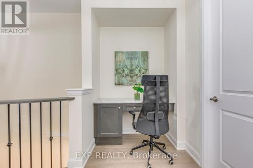 18 - 3129 Riverpath Common, Oakville, ON - Indoor