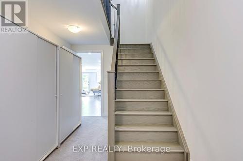 18 - 3129 Riverpath Common, Oakville, ON - Indoor Photo Showing Other Room