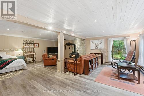 5600 Cedar Springs Road, Burlington, ON - Indoor