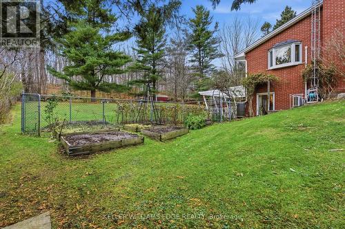 5600 Cedar Springs Road, Burlington, ON - Outdoor