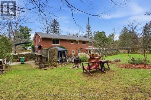 5600 Cedar Springs Road, Burlington, ON - Outdoor With Backyard