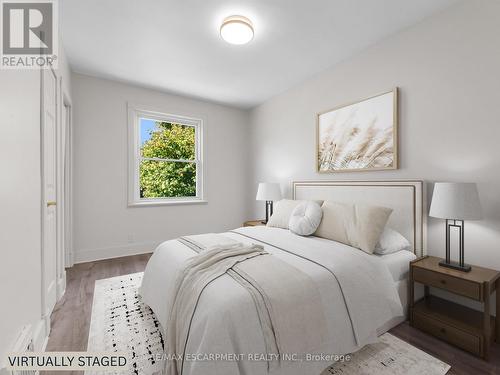 753 Burgess Avenue, Hamilton, ON - Indoor Photo Showing Bedroom